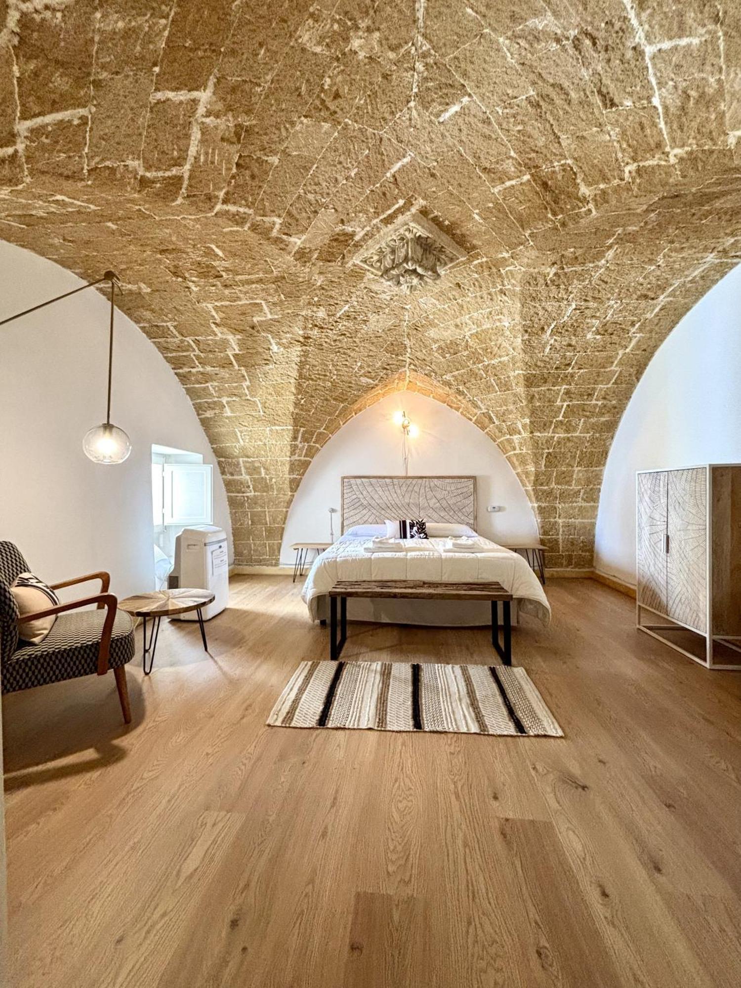 Kallistos Suites & Apartments Gallipoli Exterior photo